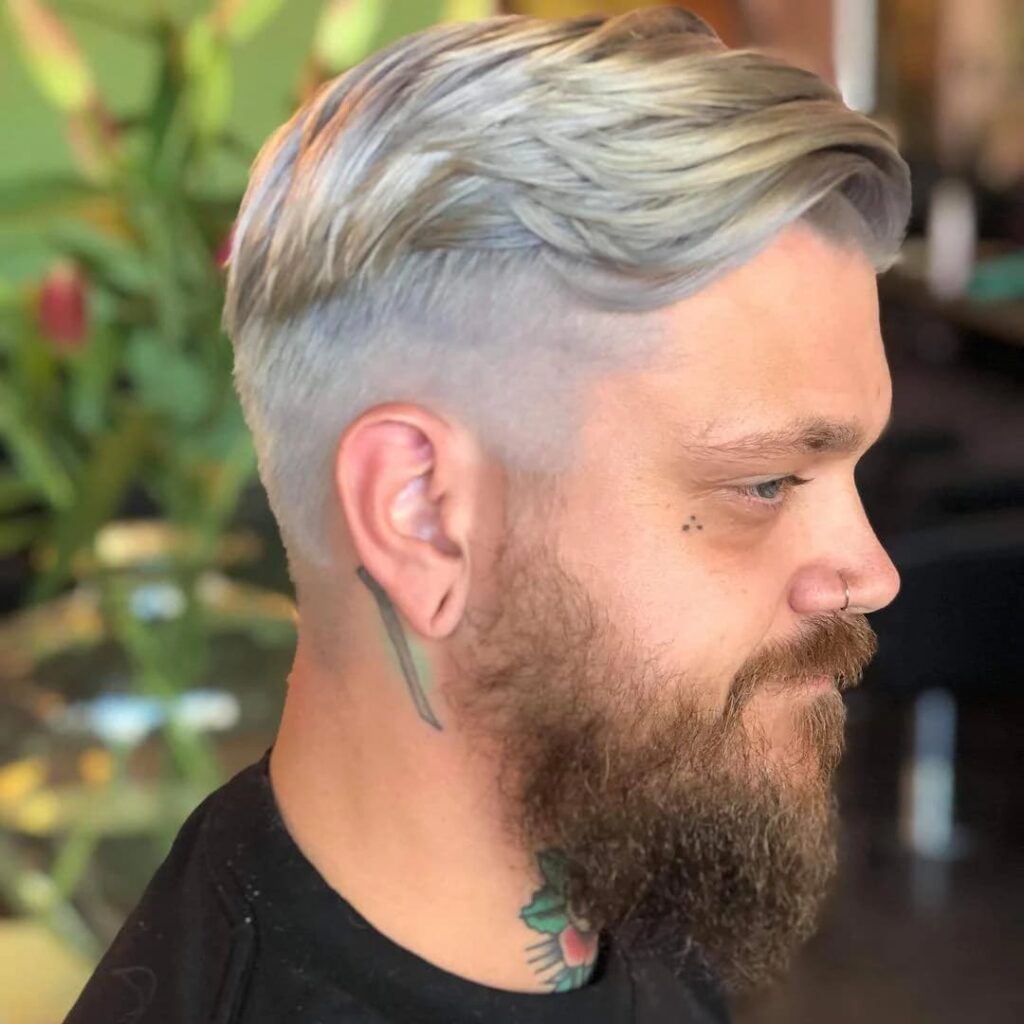 Blond nordique argenté coiffure homme