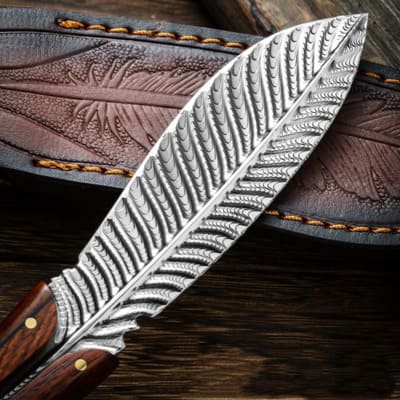 Couteau viking de la Forêt Boréale - Manche en Bois Associé à la Légèreté de la Plume